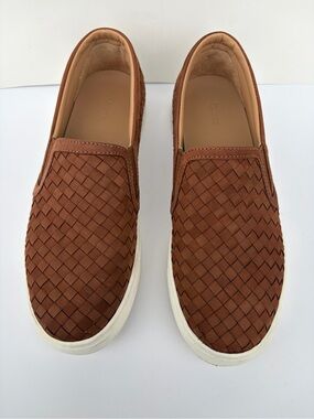 Women’s Quince 100%Handwoven leather slip on shoes sneakers size 8